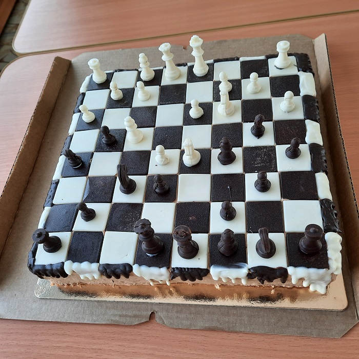 Торт для всех участников!
